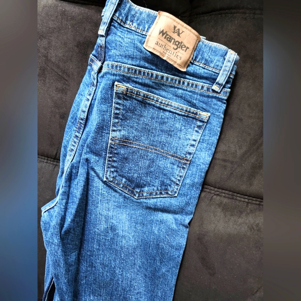 Wrangler 32x32 jeans authentics